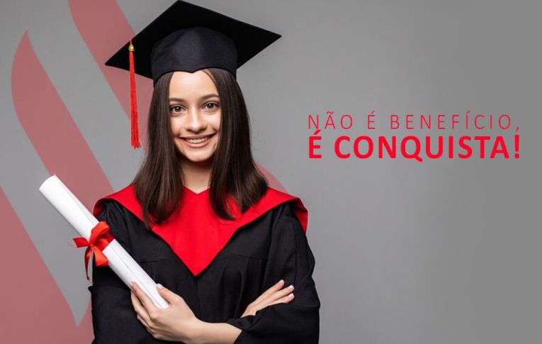 Conquista do movimento sindical, Santander concede bolsas de graduação e pós para funcionários