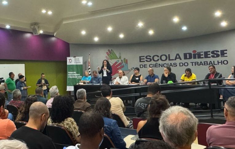 Contraf-CUT participa da Jornada Nacional de Debates com foco no trabalho digno, meio ambiente e transição justa rumo à COP 30