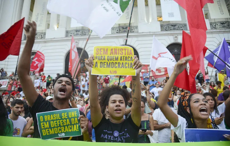 Fim de semana terá atos contra anistia a golpistas do 8 de janeiro e pela prisão de Bolsonaro; confira os locais
