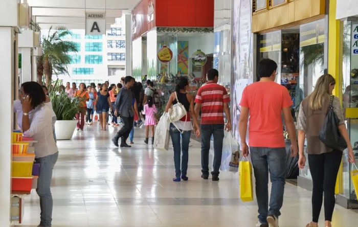 Nova regra para trabalho aos feriados e domingos começa em janeiro de 2025