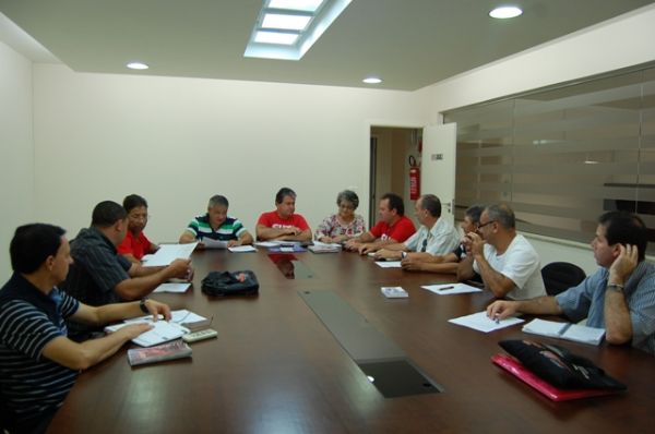Seeb Umuarama recebeu reunião da CUT Regional Noroeste