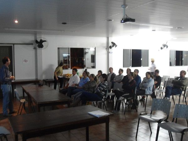 Direção do Sindicato de Toledo fez debate sobre a Central