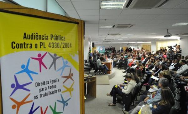 PL 4330 da terceirização esconde reforma trabalhista e sindical