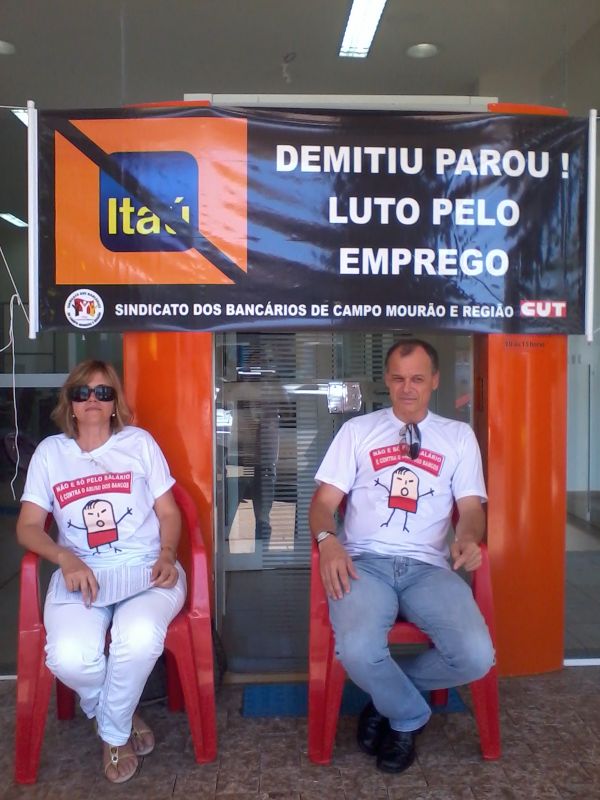 Demitiu Parou o Itaú