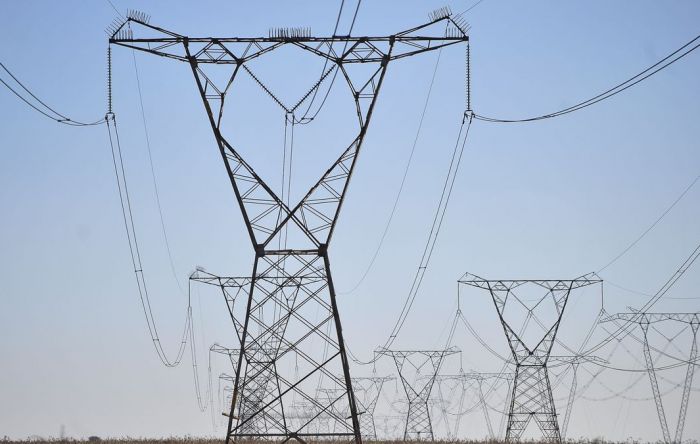 Senado aprova desconto na tarifa de energia após cobrança indevida do governo