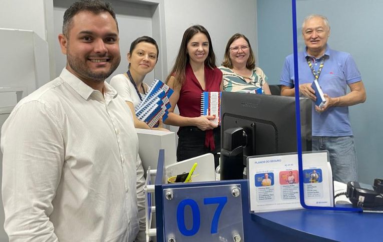 Sindicatos do Pactu distribuem agenda de mesa para seus associados e associadas