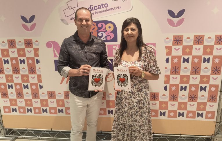 Sindicatos do Pactu participam de lançamento de livro em homenagem à ex-secretária da Fetec-PR
