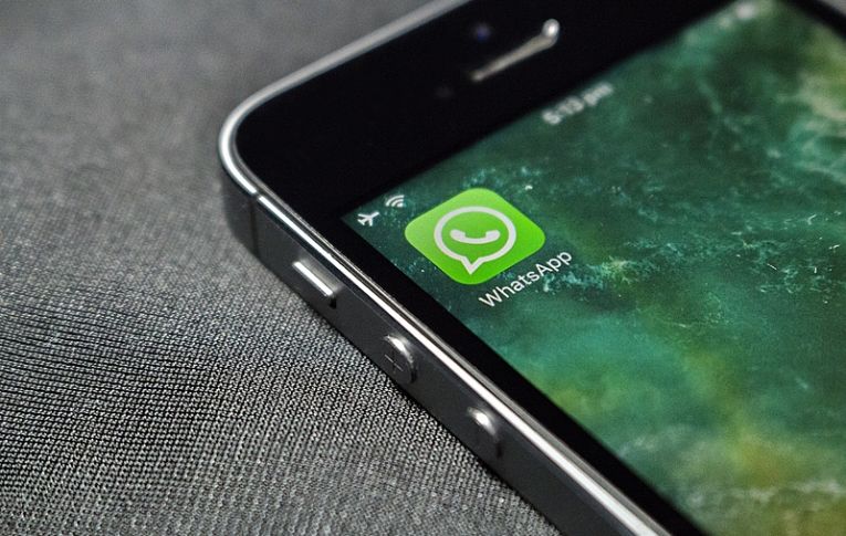 Violência contra a mulher: além de delegacias 24h, 'Ligue 180' terá canal no WhatsApp