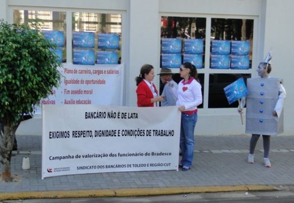 Campanha de Valorização dos Funcis. Bradesco