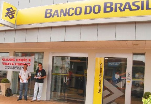 Manifestação no BB de Formosa e Jesuítas