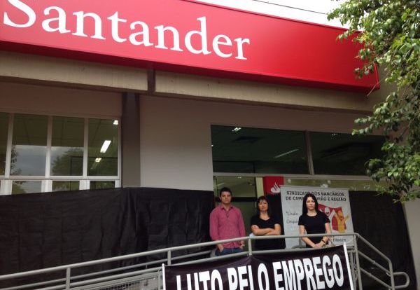 Santander fecha uma das agências em Campo Mourão