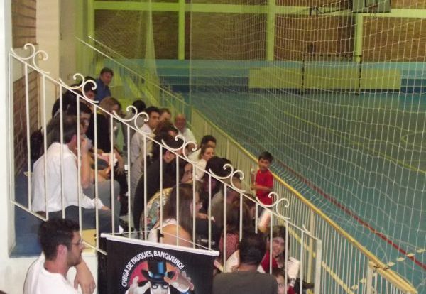 Assembleia aprova greve a partir de 18-09-2012