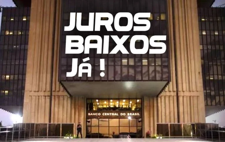 Banco Central eleva juros e reforça aperto econômico à população