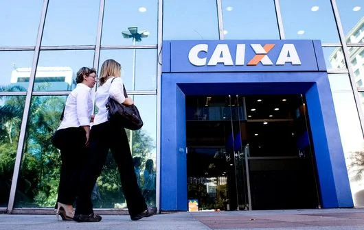Caixa fecha 2016 com lucro de R$ 4,1 bi e anuncia fechamento de agências. Bancários lutam pelo fortalecimento do banco