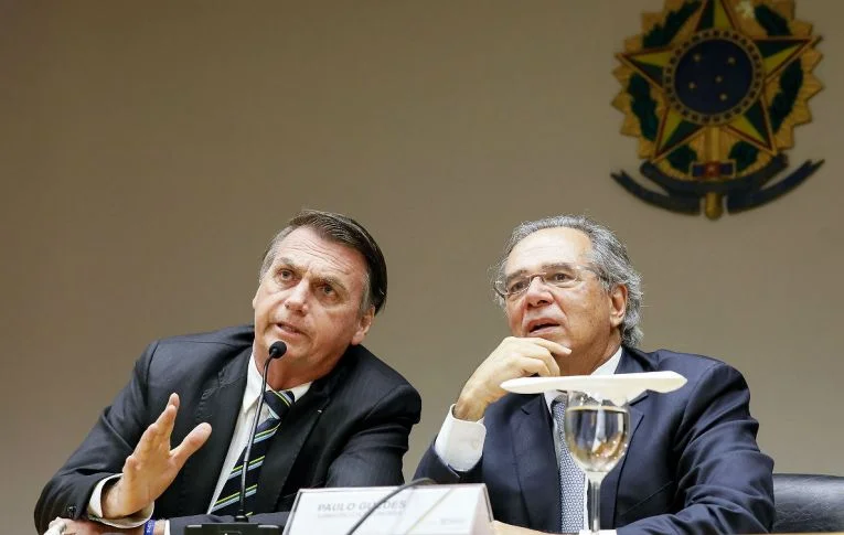 Congelamento de aposentadorias volta à pauta para criação de ‘novo’ programa social
