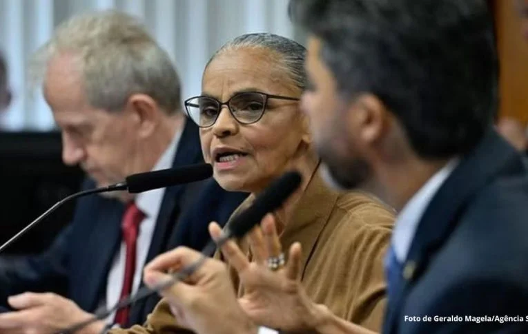 Contraf-CUT: “Quando Marina Silva se levantou, levantou-se por todas nós”