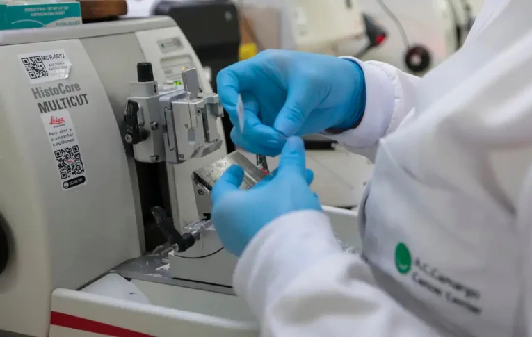 Cura de câncer de próstata pode chegar a até 98% 
