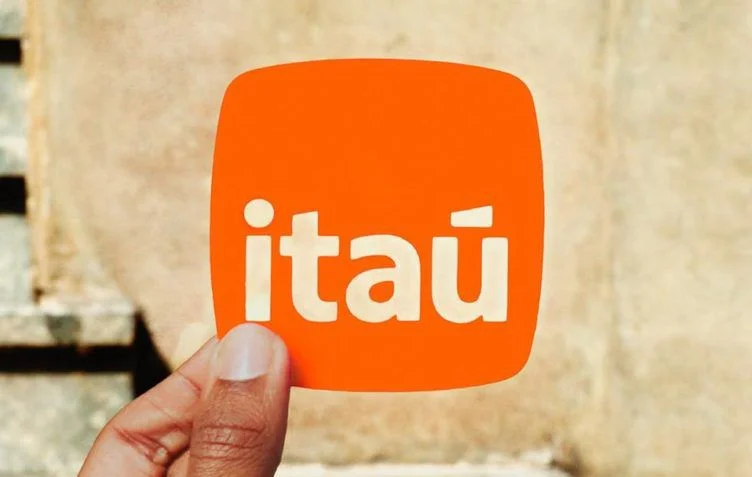 Demissões no Itaú expõem riscos da vigilância digital
