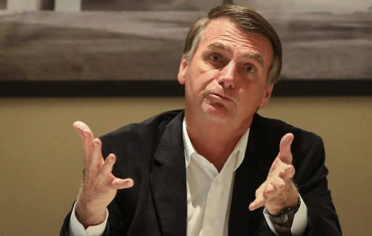 Encontro de Bolsonaro e Trump pode trazer benefícios para o Brasil; entenda