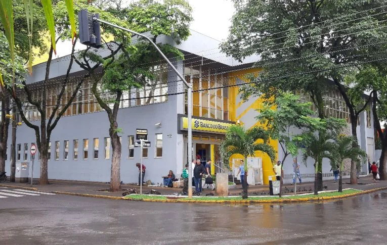 Justiça do Trabalho de Paranavaí defere tutela de urgência para impedir remoções compulsórias no Banco do Brasil