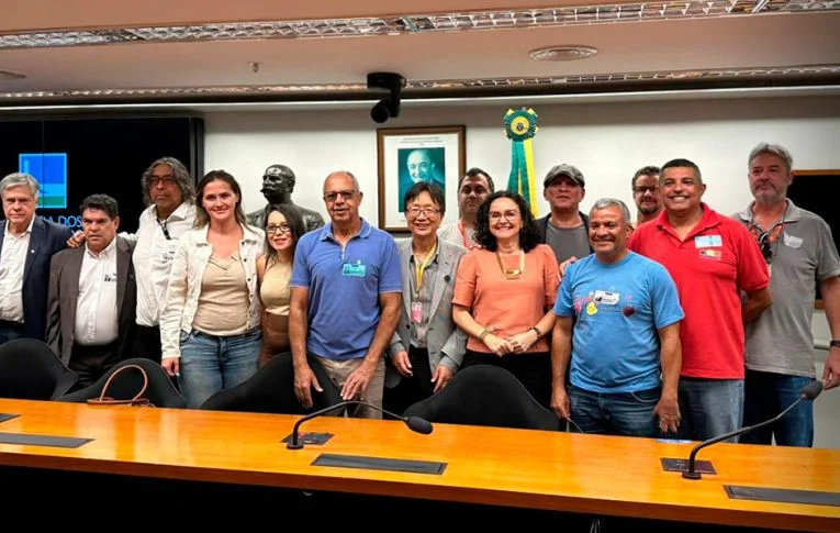 Movimento sindical vai à Câmara para defender fim de tributação sobre PLR