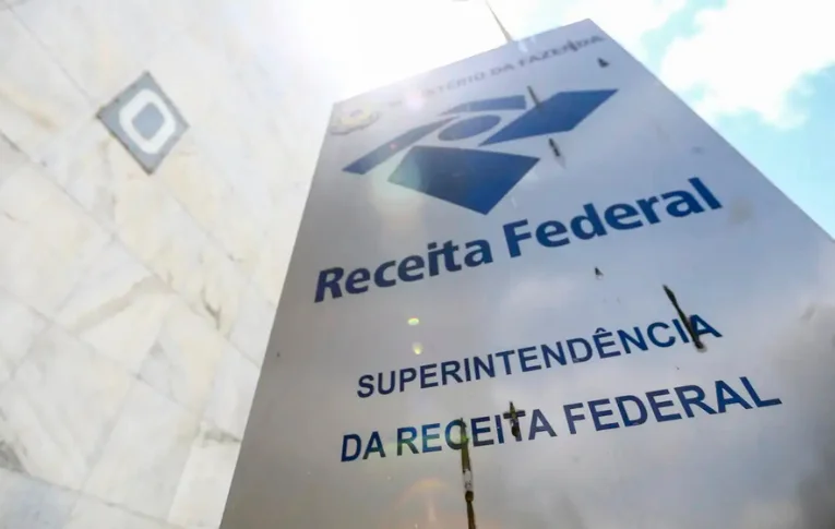Para coibir lavagem de dinheiro, Receita iguala fintechs a bancos