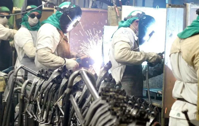 Pejotizaçao é a venda da força de trabalho sem garantias de direitos, alerta CNM 