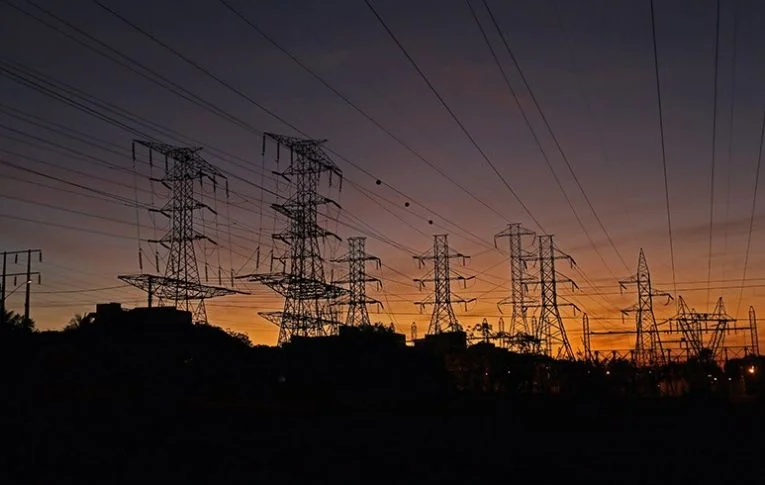 Privatização da Eletrobras vai ser objeto de batalha jurídica e política