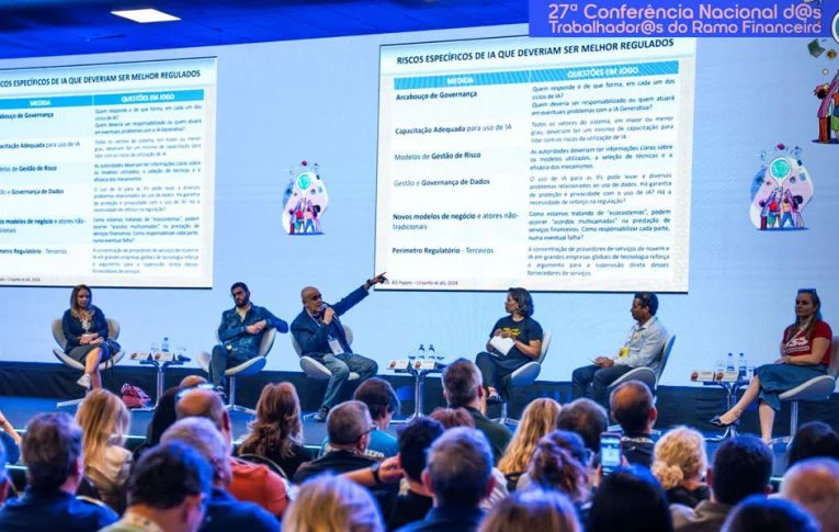 Revisão do sistema financeiro nacional precisa ser feita com urgência
