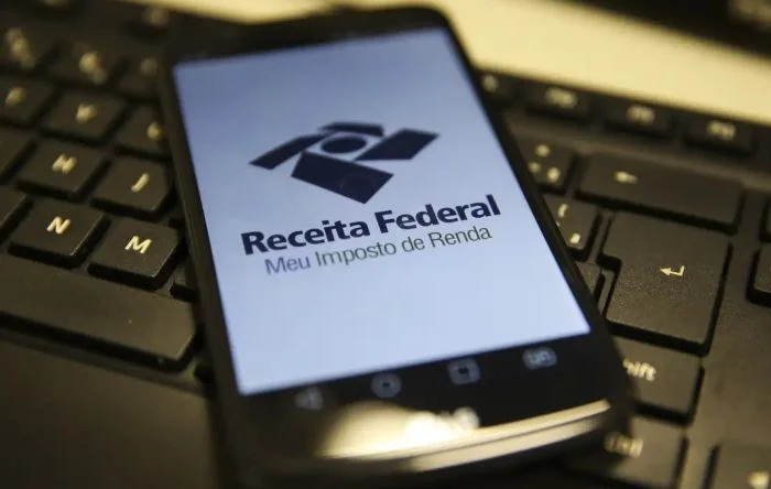 Sanção da lei que garante isenção do IR até R$ 5 mil: vitória da classe trabalhadora 