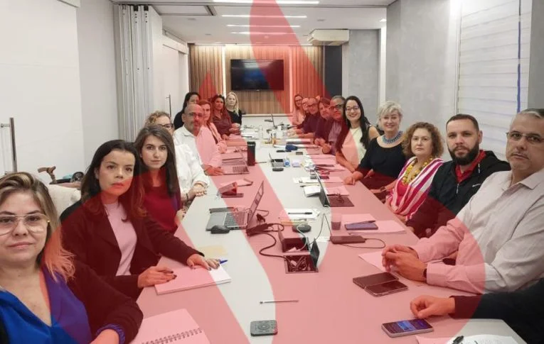Saúde em pauta na mesa de negociação do Santander