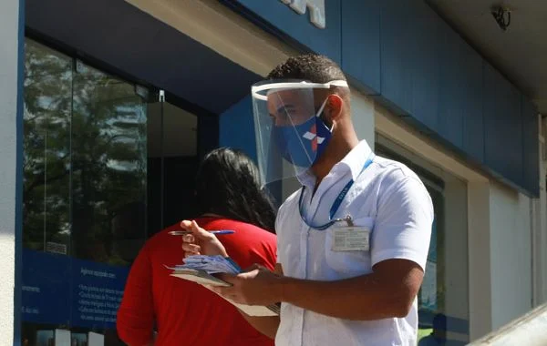 Sem negociação, direção da Caixa convoca empregados ao trabalho presencial